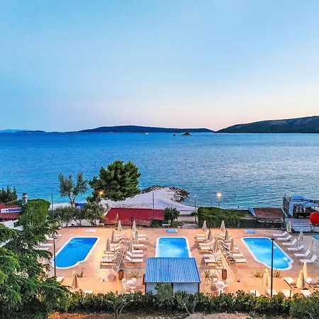 Medena-4 By Interhome 公寓 *