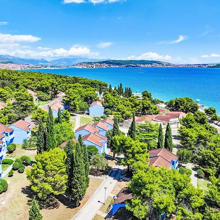 شقة Medena-4 By Interhome *